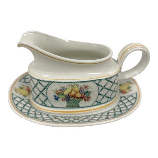 Vintage Set of Villeroy and Boch Basket Gravy Boat and Matching Under Plate For Sale