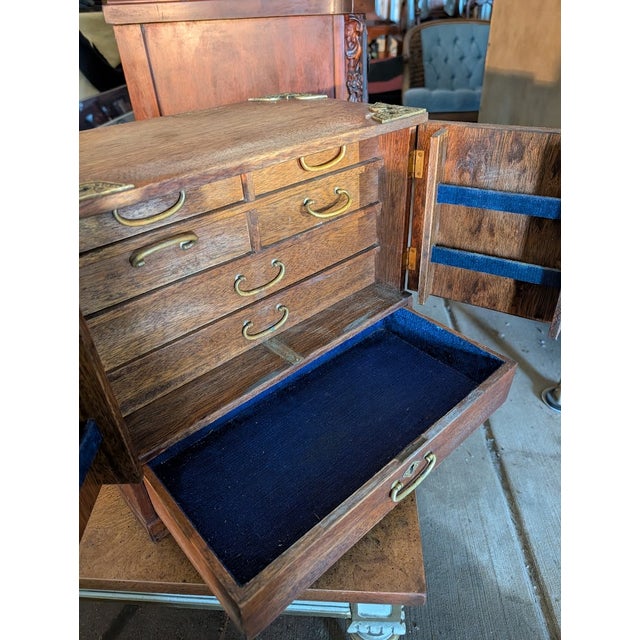 Vintage Chinoiserie Phoenix Jewelry Box | Ornate Brass Hardware, Double Doors & Multi-Drawer Interior For Sale - Image 14 of 17