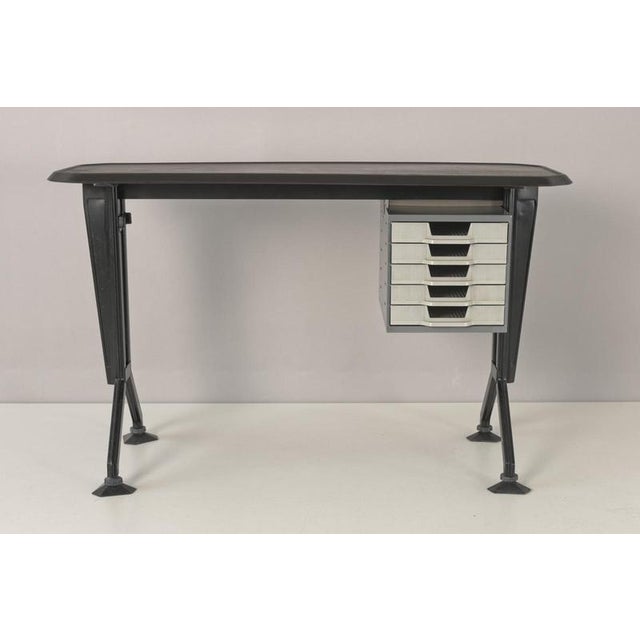 Arco Desk Typewriter from Studio BBPR Olivetti, Italy, 1963 For Sale - Image 4 of 13