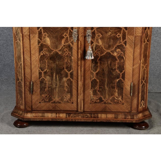 Small Antique Baroque Cabinet in Walnut, 1750 For Sale - Image 12 of 18