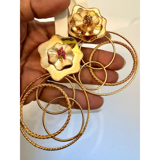 Yellow 18 Kt Yellow Gold 31.5 Gm Dangling Earrings, 4 Hoop Flower Earring For Sale - Image 8 of 8