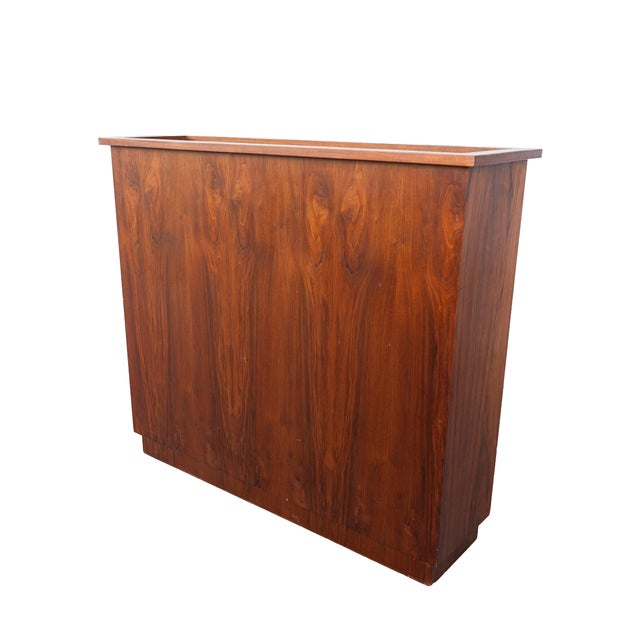 1960s Mid-Century Modern Walnut Trough Planter Room Divider Cabinet For Sale In Sacramento - Image 6 of 16