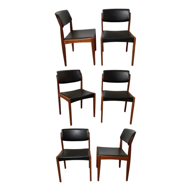A Set of Six Danish Mid-Century Teak Chairs by Bramin For Sale