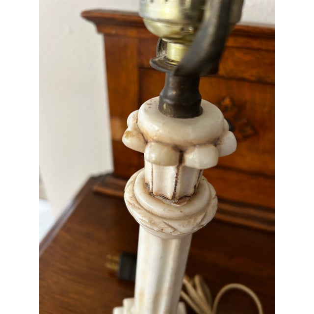 Neoclassical Vintage Neoclassical Italian Marble Column Lamp For Sale - Image 3 of 5