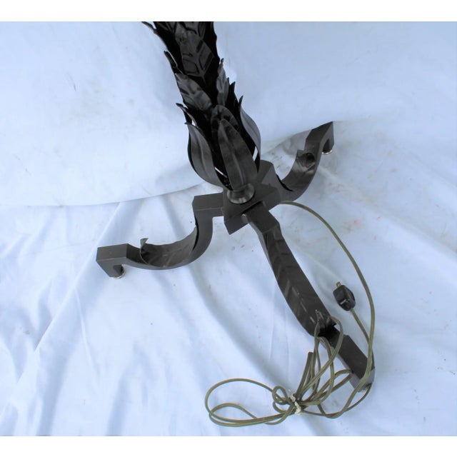 Mid-Century Modern Floor Lamp Leaf Design ,Deluxe Socket. For Sale - Image 4 of 8