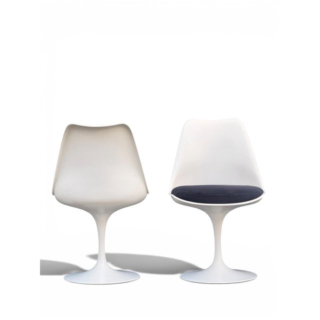 Eero Saarinen Tulip Dining Set by Eero Saarinen for Knoll International, 1973, Set of 5 For Sale - Image 4 of 18