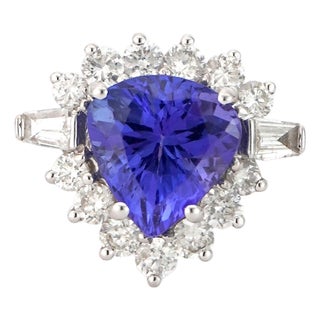 18k White Gold Ring With Trillion-Cut Tanzanite & Diamond Halo, New, Size 7 For Sale