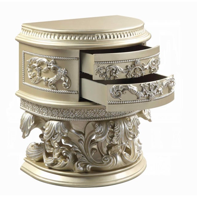 Casa Milano "Ravello" Estate Bedroom Suite, 7-Piece For Sale - Image 4 of 17
