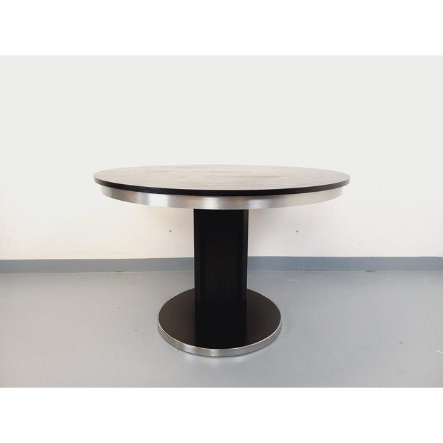 Mid-Century Modern Vintage Round Dining Table in Black Wood-Effect Melamine and Chrome Metal, Space Age/1970s Style, with Integrated Extension For Sale - Image 3 of 18