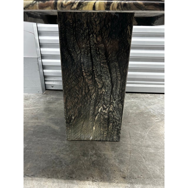 Gorgeous vintage marble side table, top is removeable. Pretty veining.