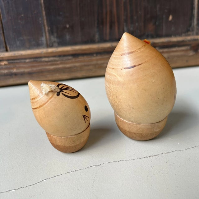 Acorn Kokeshi, Japan, 1970s, Set of 2 For Sale - Image 6 of 9