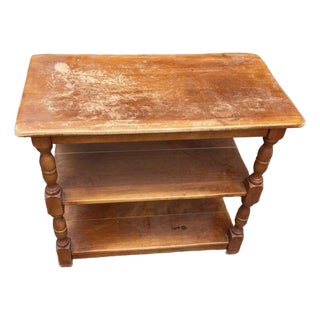 1930s Cushman Colonial Creations Three Shelf News Table No. 0108 For Sale