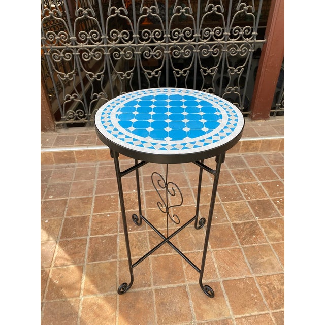 Sky Round Blue White Tile Mosaic Table Moroccan Decor Art For Sale - Image 4 of 4