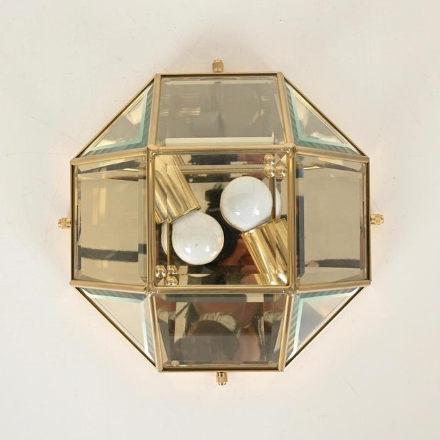 Brass and Beveled Glass Flush Mount Lamps from Fontana Arte, Italy, 1970s, Set of 2 For Sale - Image 3 of 18