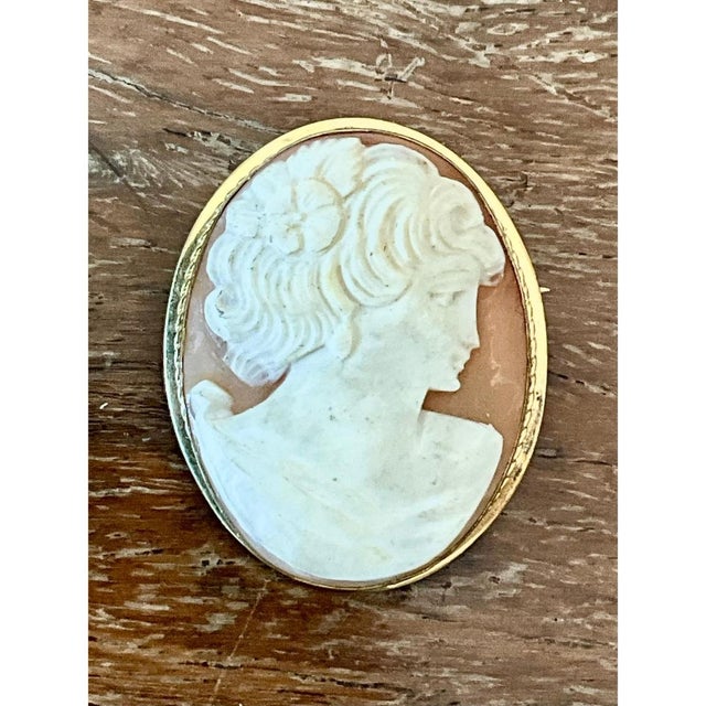 Mid-Century Modern Vintage Victorian Carved Shell Cameo Pendant Brooch For Sale - Image 3 of 12
