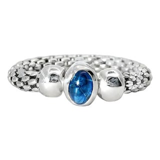 Late 20th Century Size 8.5 18K White Gold Sapphire Mesh Rope Band Ring For Sale