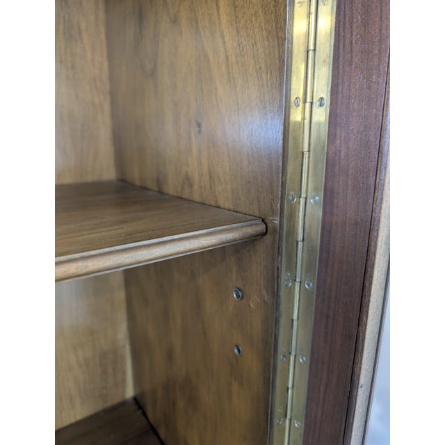 Art Deco Display Cabinet in Walnut For Sale - Image 12 of 18