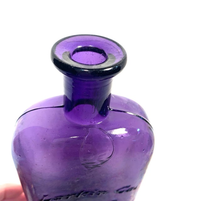 Early 20th Century Larkin Co. Amethyst Glass Bottle Art Nouveau For Sale - Image 11 of 12