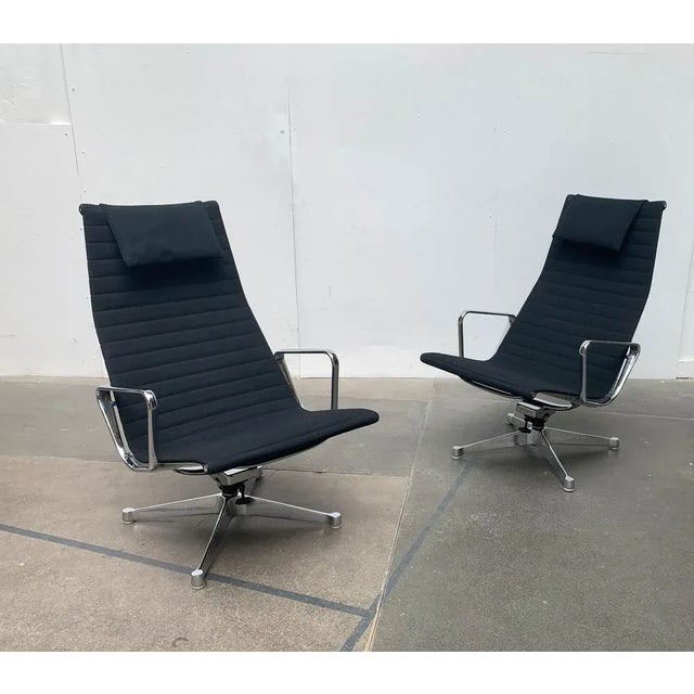 Set of Mid-Century EA 124 Aluminium Armchairs by Charles & Ray Eames for Herman Miller, 1960s For Sale - Image 15 of 18