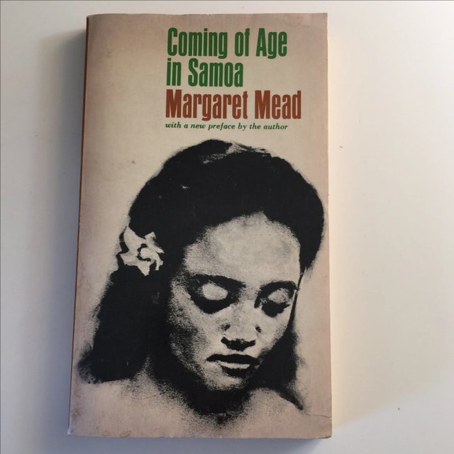 American Museum of Natural History members edition. As unread. 170 pages. Vintage paperback, softcover