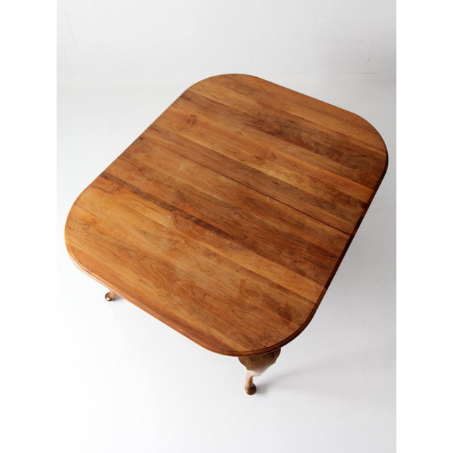 Antique Queen Anne Revival Extension Dining Table For Sale - Image 4 of 18