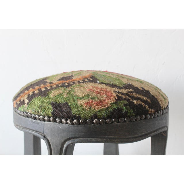 1980s 1980s Vintage Contemporary Upholstered Round Nailhead Footstool Ottoman For Sale - Image 5 of 8