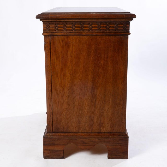 Mid 20th Century Small Quality Four Drawer Chest For Sale - Image 6 of 8