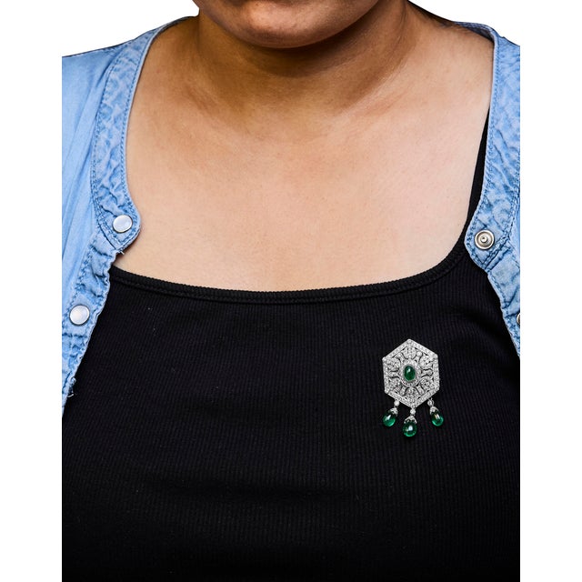Early 21st Century 18K 2 3/4 Cttw Diamond and Emerald Dangle Art Deco Shield Brooch Pin Pendant (G-H Color, VS1-VS2 Cla For Sale - Image 5 of 6
