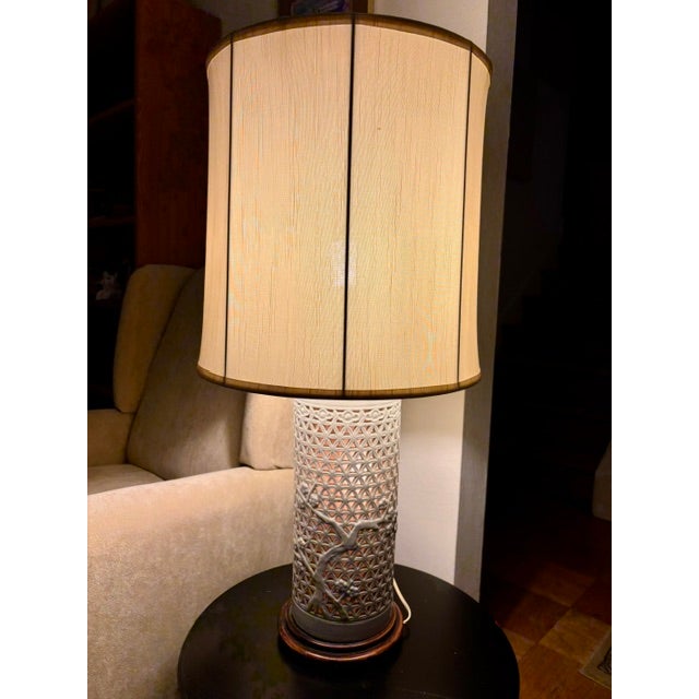 Mid Century Hong Kong Porcelain Lattice Lamp — Illuminated Body — Carved Wood Base — 1950s For Sale - Image 4 of 4