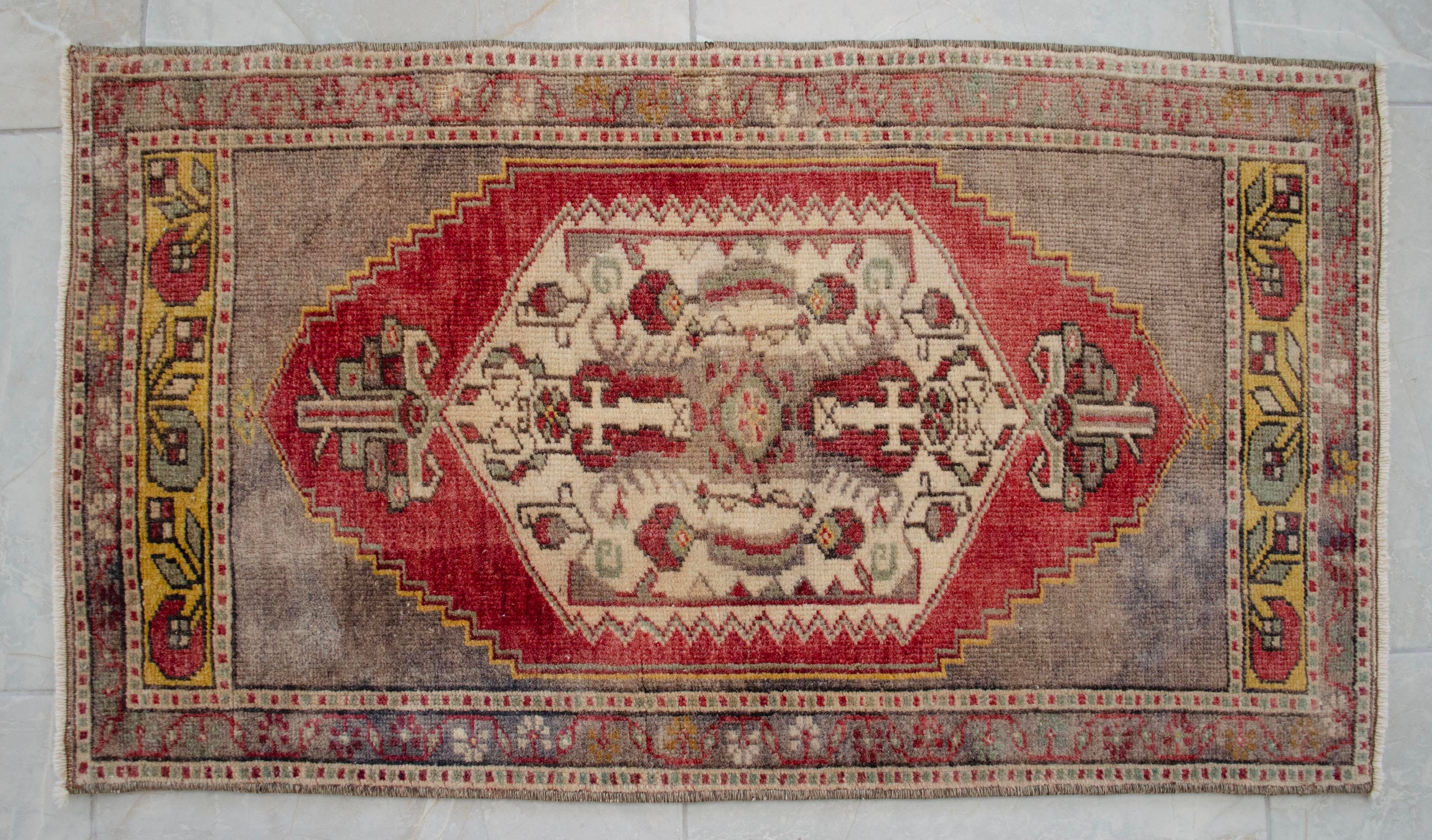 1970s Hand Knotted Door Mat, Entryway Rug, Bath Mat, Kitchen Decor