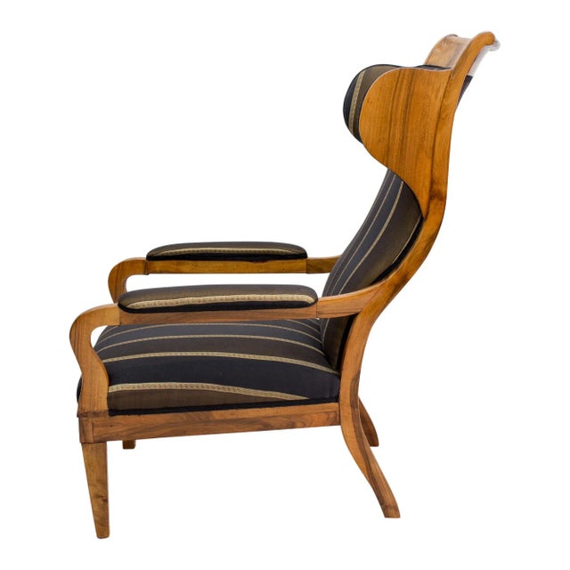 Early 19th Century Biedermeier Solid Walnut Ear / Wing Armchair, in Restored conditions. Designed before 1890