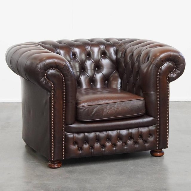 English Cowhide Chesterfield Armchair For Sale - Image 15 of 15