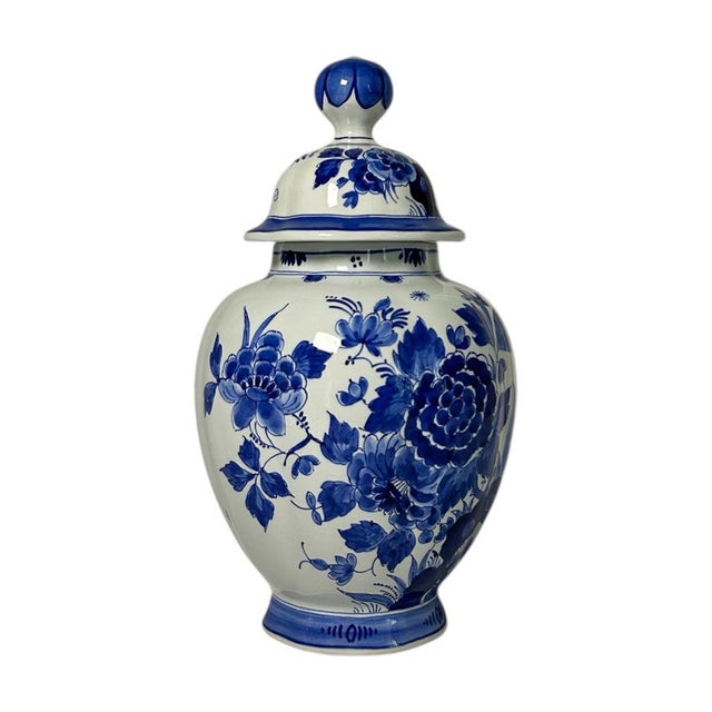 Vintage Hand-Painted Delft Blue Lidded Vase by Royal Delft, 1972 For Sale - Image 3 of 10