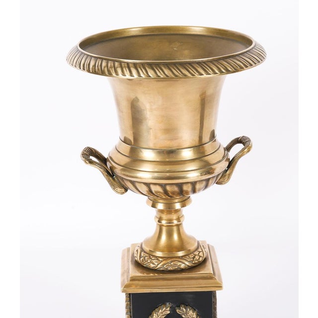 Metal Antique Italian Grand Tour Borghese Bronze Campana Urns, 1800s, Set of 2 For Sale - Image 7 of 17