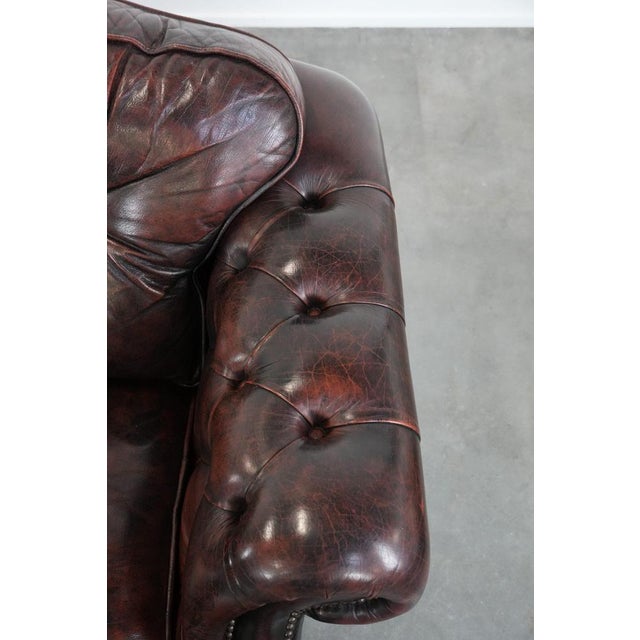 English Style Red-Mottled Cowhide Chesterfield Armchairs, Set of 2 For Sale - Image 9 of 16