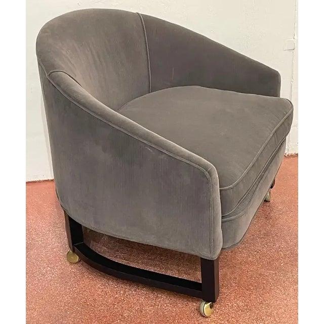 Gray 1970s Low Profile Barrel Back Club Chairs, Style of Harvey Probber - a Pair For Sale - Image 8 of 10