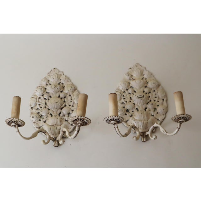 Victorian German Wall Sconces in Cast Brass, 1890, Set of 2 For Sale - Image 4 of 10