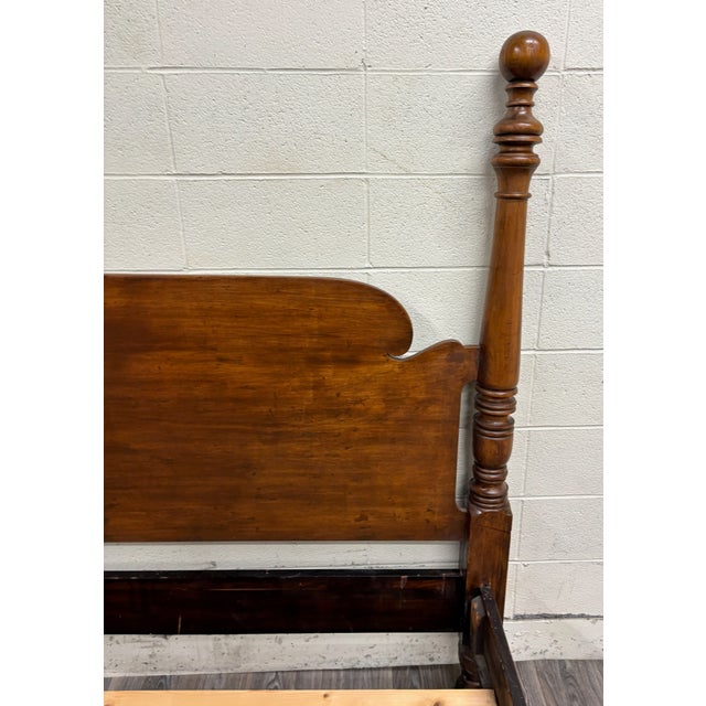 Vintage Full Size Duncan Phyfe Style Traditional Low Poster Cannonball Bed For Sale - Image 10 of 11