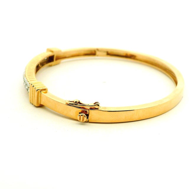 1990s Vintage 14k Gold Diamond Hinged Bangle Bracelet For Sale - Image 5 of 12