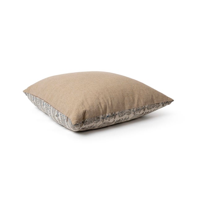 Pair of Handcrafted Linen Pillow With Vintage Aso Oke Textile and Down Insert For Sale In New York - Image 6 of 17