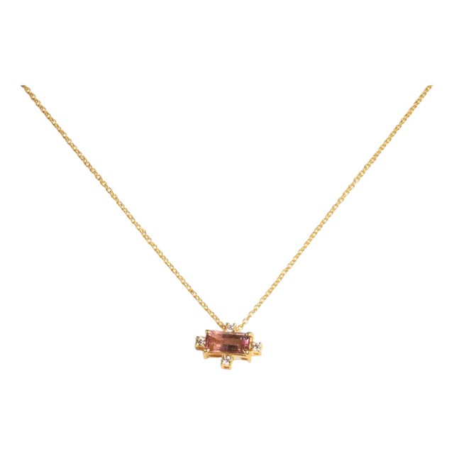 1990s 14K Gold Chain Necklace with Diamonds and Pink Tourmaline Center, Adjustable For Sale