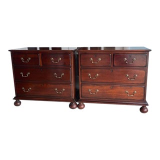 Mid 20th Century Set of Two Vintage Drexel Mahogany Nightstands For Sale