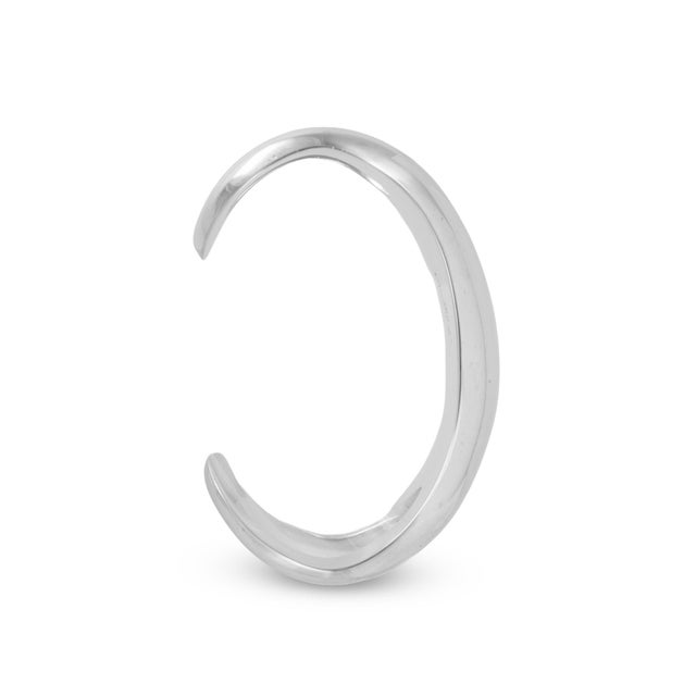 Brand: Tiffany & Co. Gender: Ladies Metal Type: 925 Sterling Silver Length: 6.25 inches Width: 4.42 mm Weight: 62.00 grams...