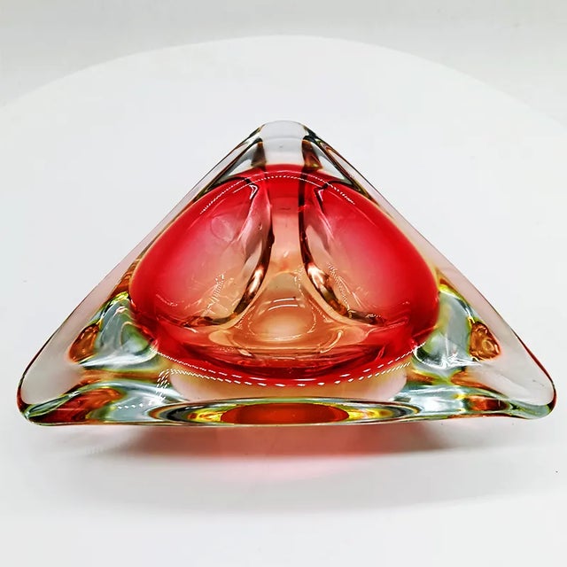 Vintage Italian Triangular Ashtray in Murano Glass, 1960s For Sale - Image 7 of 7