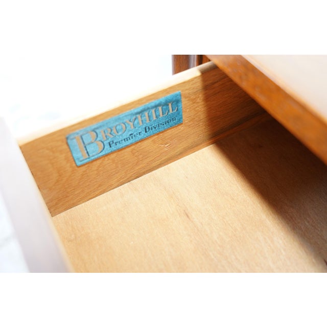 Pair of Broyhill Saga Mid-Century Modern Nightstands For Sale - Image 9 of 10
