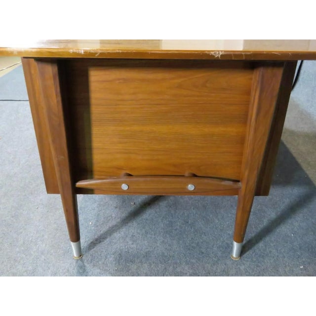 Mid 20th Century Mid 20th Century Finished Back Executive Mid-Century Desk For Sale - Image 5 of 7