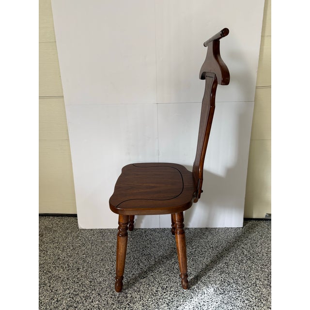 Traditional Gentleman's Butler Dressing/Vintage Mid-Century Wooden Valet Chair For Sale - Image 3 of 5