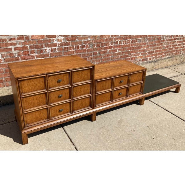 This fantastic long, low modular system features three pieces that can be interchanged on the base to create the perfect...