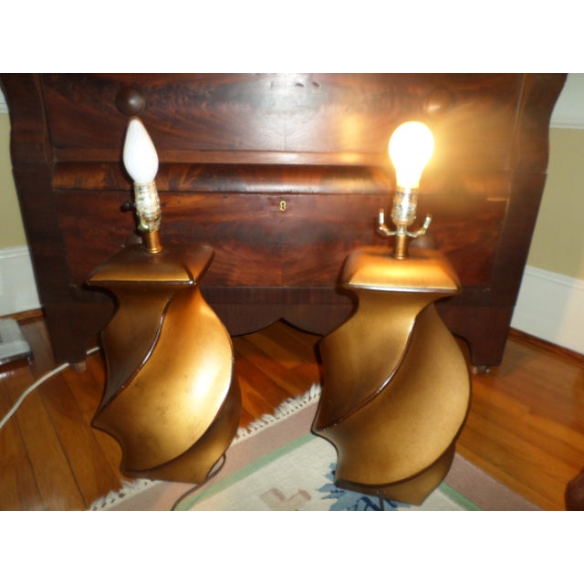 Mid Century Modern Golden Twisted Hollywood Table Lamps With Black Accent - Set of 2 For Sale In Columbia, SC - Image 6 of 9