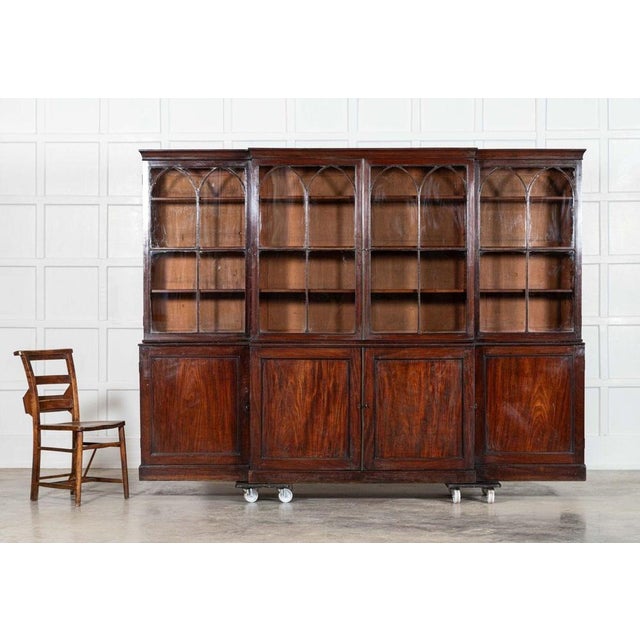 English Early 19th Century Astral Arch Glazed Mahogany Breakfront Bookcase, 1800s For Sale - Image 4 of 18